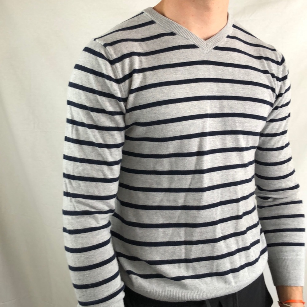 Striped v neck sweater